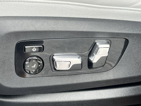 New 2026 BMW XM Label Red image 10