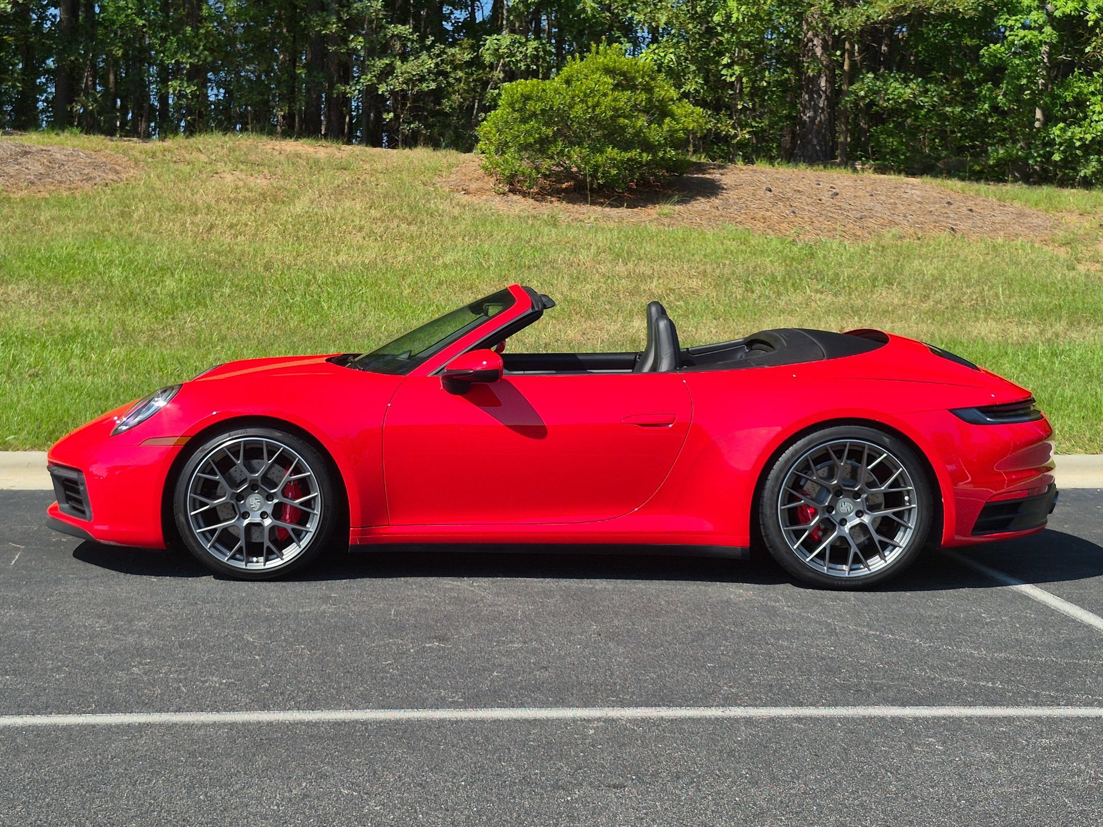 Certified 2020 Porsche 911 Carrera 4S AWD/4WD image 2