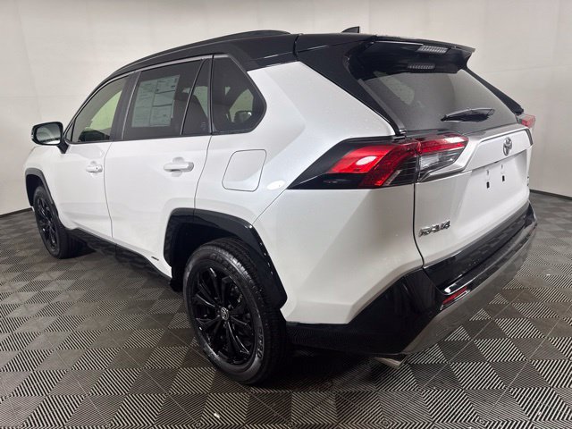 Used 2025 Toyota RAV4 XSE w/ Advanced Technology Package AWD/4WD image 6