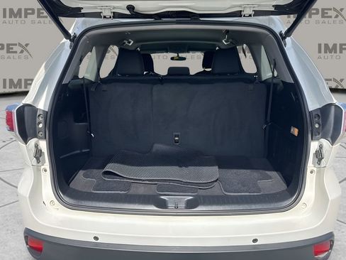 Used 2014 Toyota Highlander Plus image 27