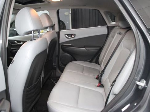 Used 2020 Hyundai Kona Limited image 23