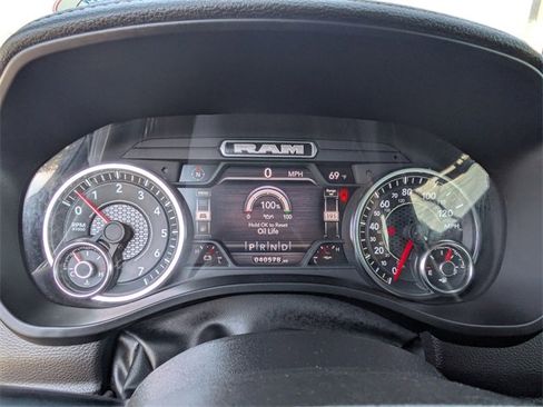 Used 2023 RAM 1500 Laramie image 15