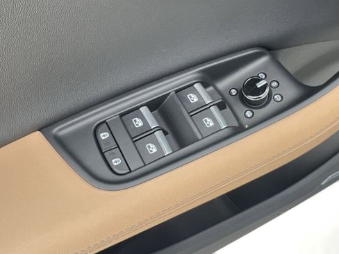 New 2026 Audi Q7 3.0T Premium Plus AWD/4WD image 21