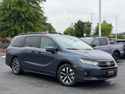New 2026 Honda Odyssey EX-L image 2