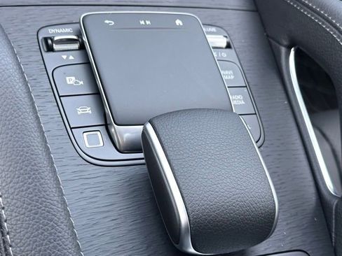 Certified 2025 Mercedes-Benz GLS 450 4MATIC image 18