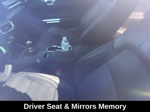 Used 2025 Ford Mustang GT Premium RWD image 9