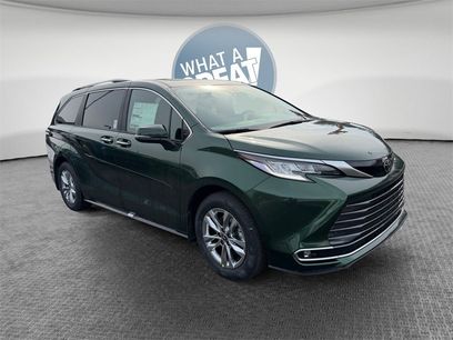 New 2026 Toyota Sienna Limited