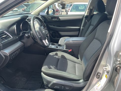 Used 2016 Subaru Outback 2.5i Premium AWD/4WD image 12