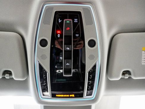 Used 2022 Audi A8 L 3.0T w/ Luxury Package image 45