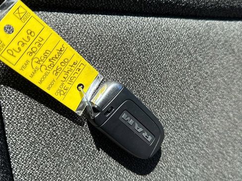 Used 2024 RAM ProMaster 2500 image 28