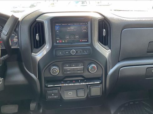 Used 2020 Chevrolet Silverado 1500 W/T w/ WT Safety Package AWD/4WD image 13