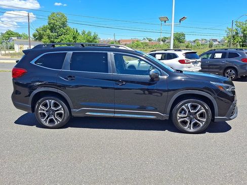 Used 2023 Subaru Ascent Limited w/ Technology Package AWD/4WD image 10