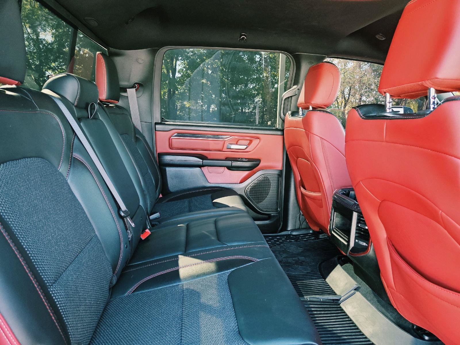 Used 2022 RAM 1500 Rebel AWD/4WD image 34