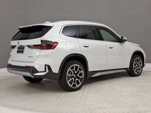 New 2026 BMW X1 xDrive28i w/ Technology Package AWD/4WD image 7