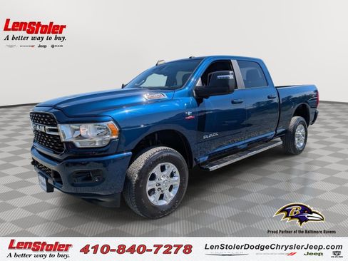 Used 2024 RAM 2500 Big Horn w/ Safety Group AWD/4WD image 1
