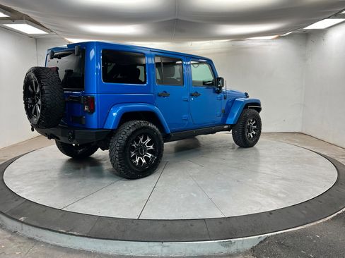 Used 2014 Jeep Wrangler Altitude image 6