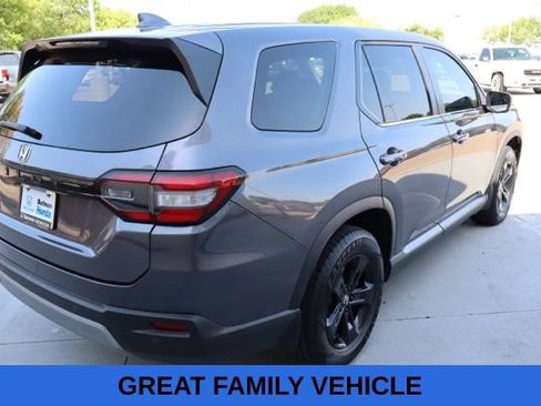Used 2023 Honda Pilot EX-L image 6