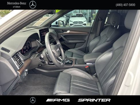 Used 2022 Audi Q5 2.0T Prestige w/ Prestige Package image 10