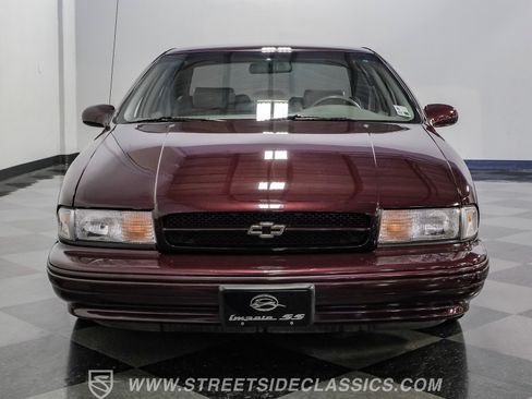Used 1996 Chevrolet Impala SS RWD image 18