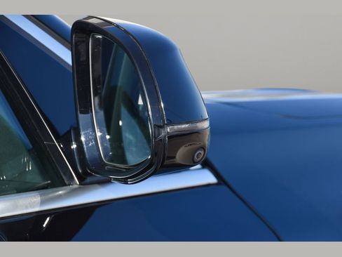 Used 2021 BMW X5 xDrive40i w/ Premium Package image 29