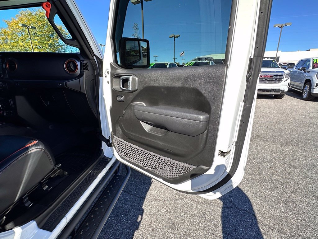 Used 2023 Jeep Gladiator Mojave w/ LED Lighting Group AWD/4WD image 13