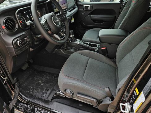 New 2026 Jeep Gladiator Rubicon AWD/4WD image 14