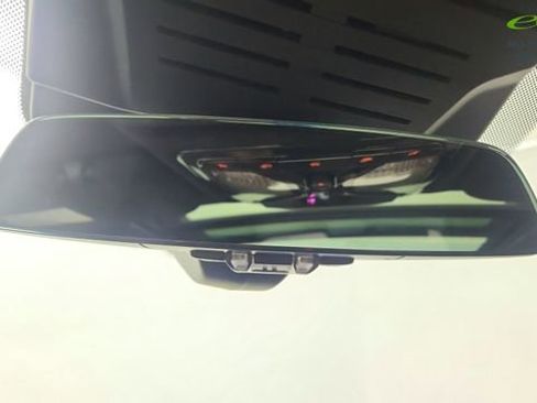 Used 2025 BMW X7 M60i image 62