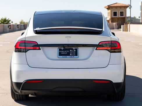 Used 2023 Tesla Model X AWD/4WD image 12