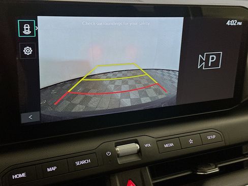 Used 2025 Kia K4 LXS image 22