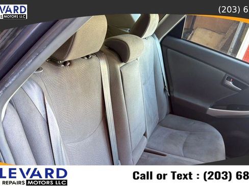 Used 2010 Toyota Prius Five FWD image 30