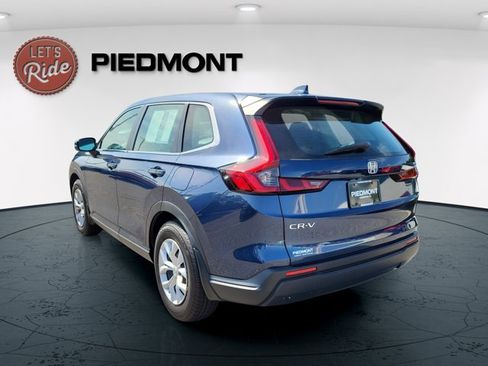Used 2023 Honda CR-V LX image 8