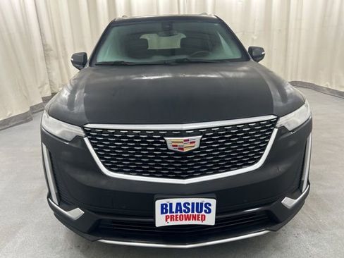Used 2024 Cadillac XT6 Premium Luxury image 8