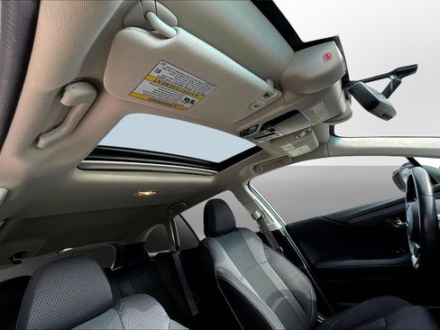 Used 2021 Subaru Outback Premium image 29