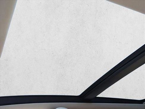 Used 2022 Mercedes-Benz GLE 350 image 16