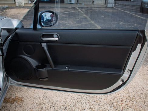 Used 2008 MAZDA MX-5 Miata Touring RWD image 32