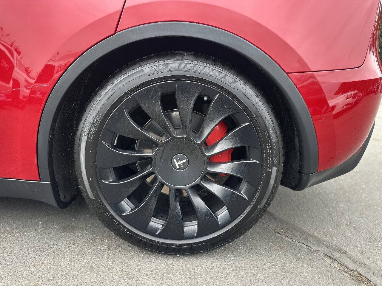 Used 2022 Tesla Model Y Performance AWD/4WD image 8