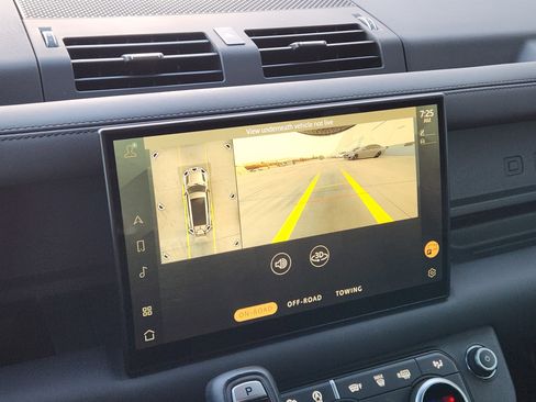 Certified 2024 Land Rover Defender 130 X image 19