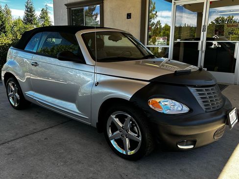 Used 2005 Chrysler PT Cruiser GT FWD image 6