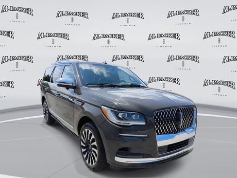 Used 2024 Lincoln Navigator Black Label AWD/4WD image 7