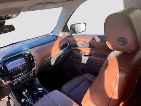 Used 2018 Chevrolet Traverse High Country w/ LPO, Cargo Package image 25