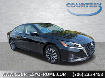 Used 2025 Nissan Altima 2.5 SV