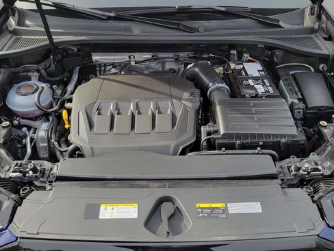 Used 2025 Audi Q3 2.0T Premium Plus w/ Premium Plus Package image 17