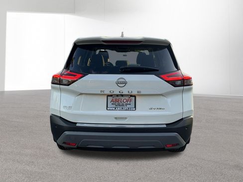 Used 2023 Nissan Rogue SV AWD/4WD image 4