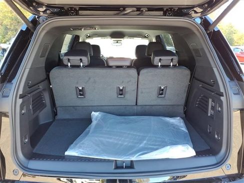 New 2026 Chevrolet Traverse RS w/ LPO, Floor Liner Package image 21