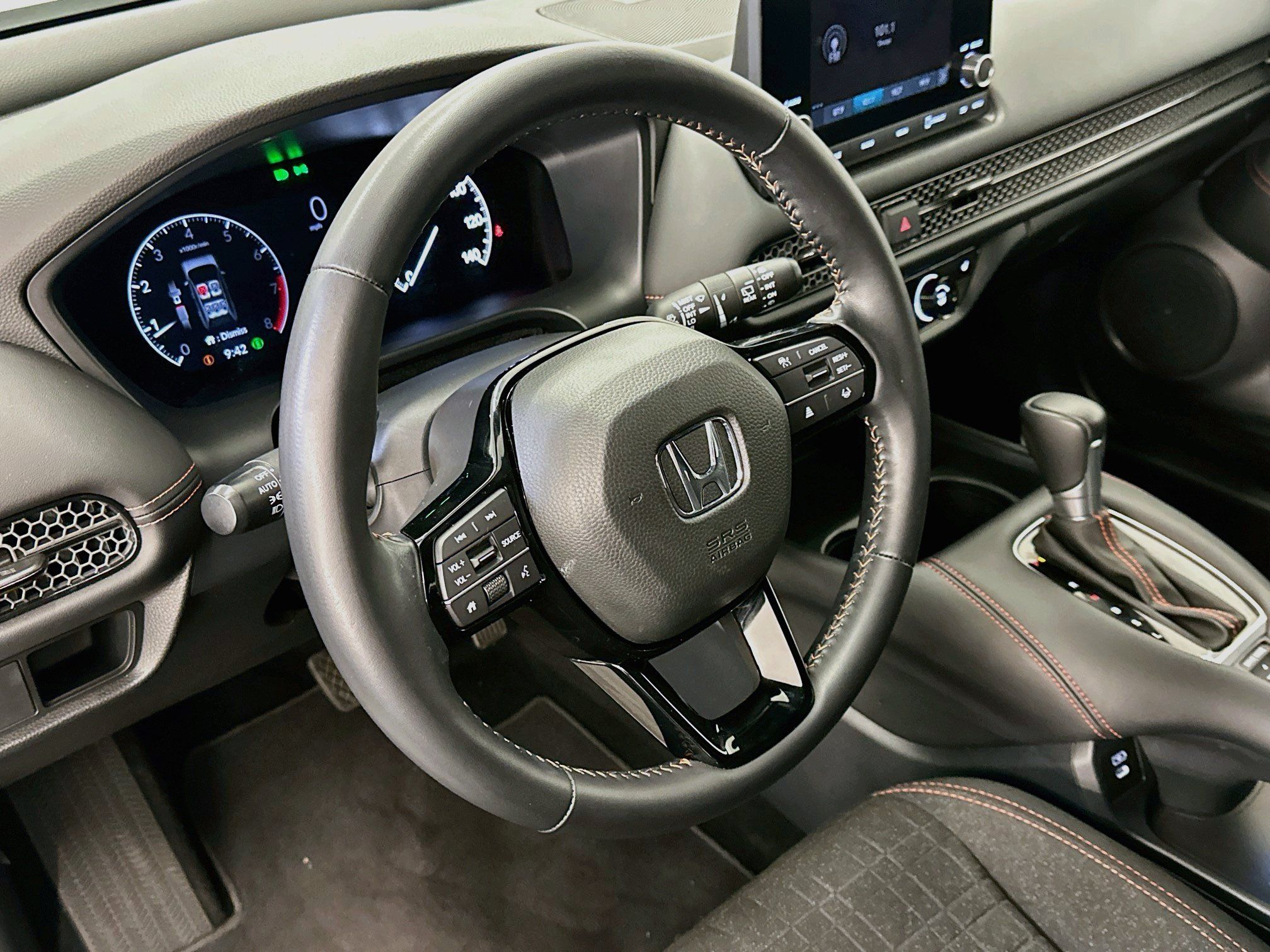Used 2025 Honda HR-V Sport image 18