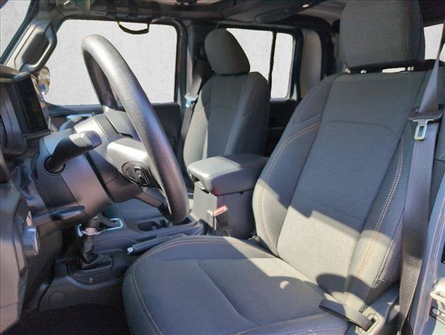 Used 2025 Jeep Gladiator Sport AWD/4WD image 12