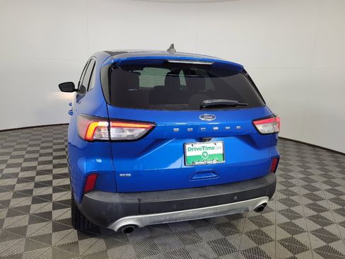 Used 2021 Ford Escape SE FWD image 6