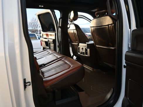 Used 2022 Ford F450 King Ranch image 34