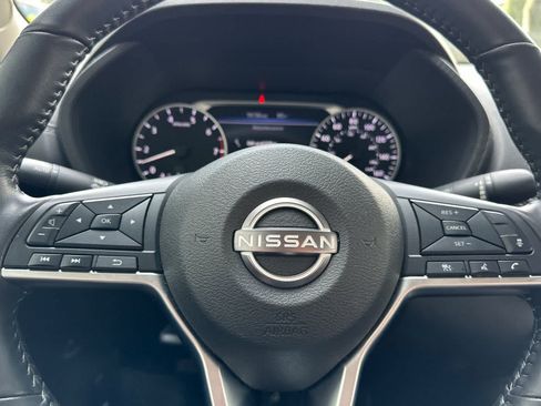 Used 2025 Nissan Sentra SV w/ All-Weather Package FWD image 22