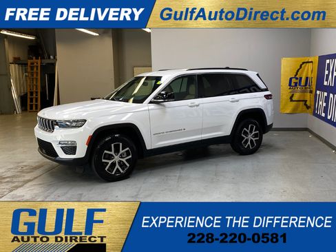 Used 2024 Jeep Grand Cherokee Limited AWD/4WD image 5